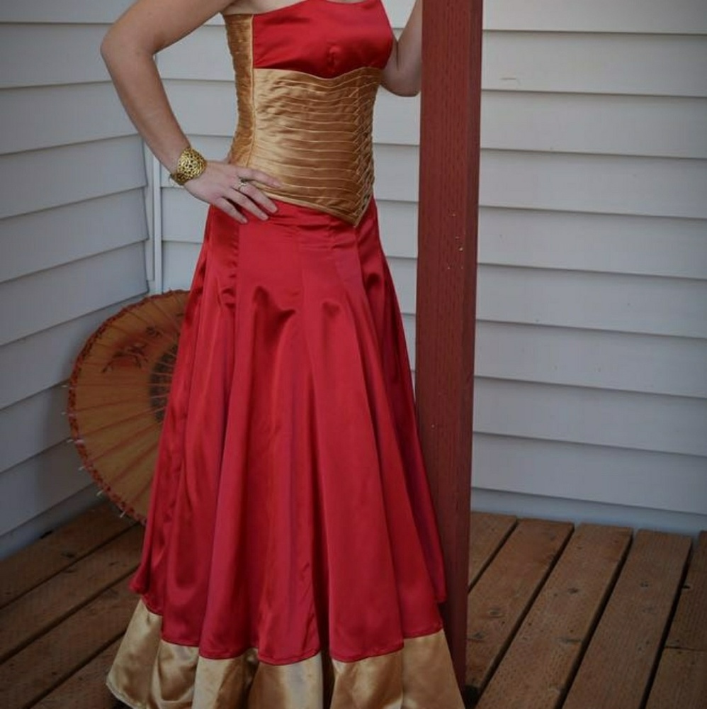 Satin Two-Piece Dress with Arrow Pleating